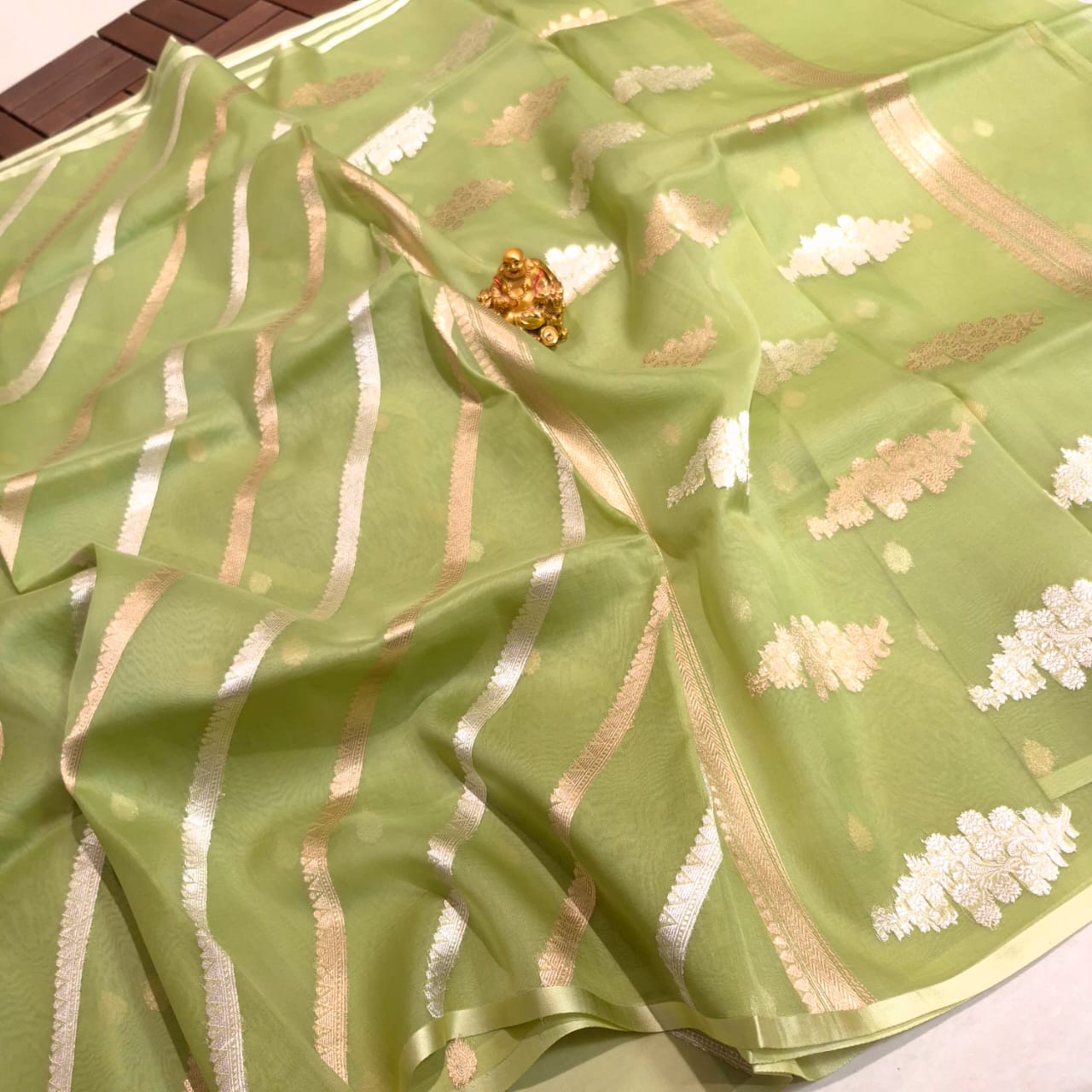 Pure Handloom Kora Organza