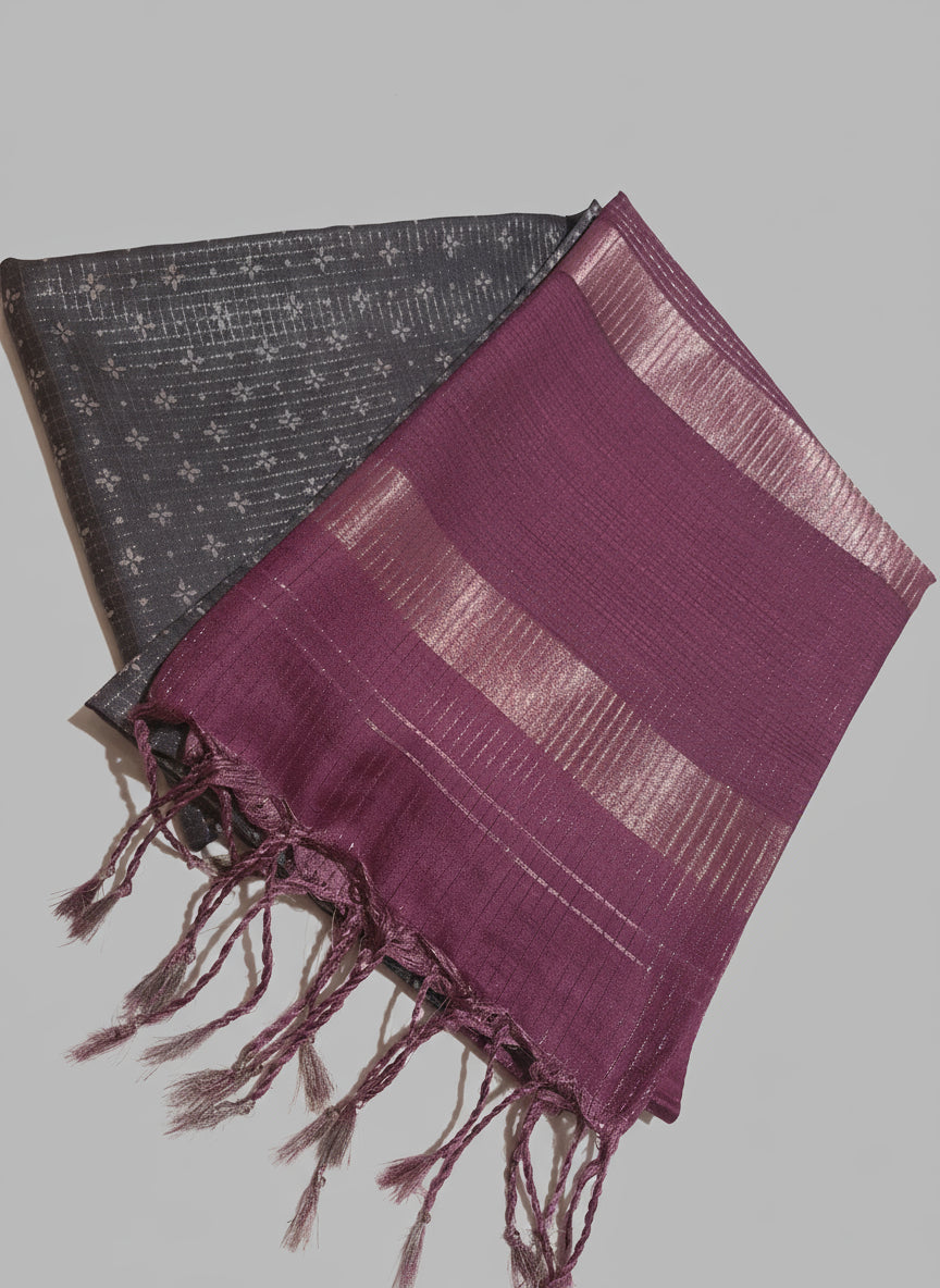 Elegant Premium Grey tussar Silk with Vintage Checks along with beautiful Kalamkari blouse