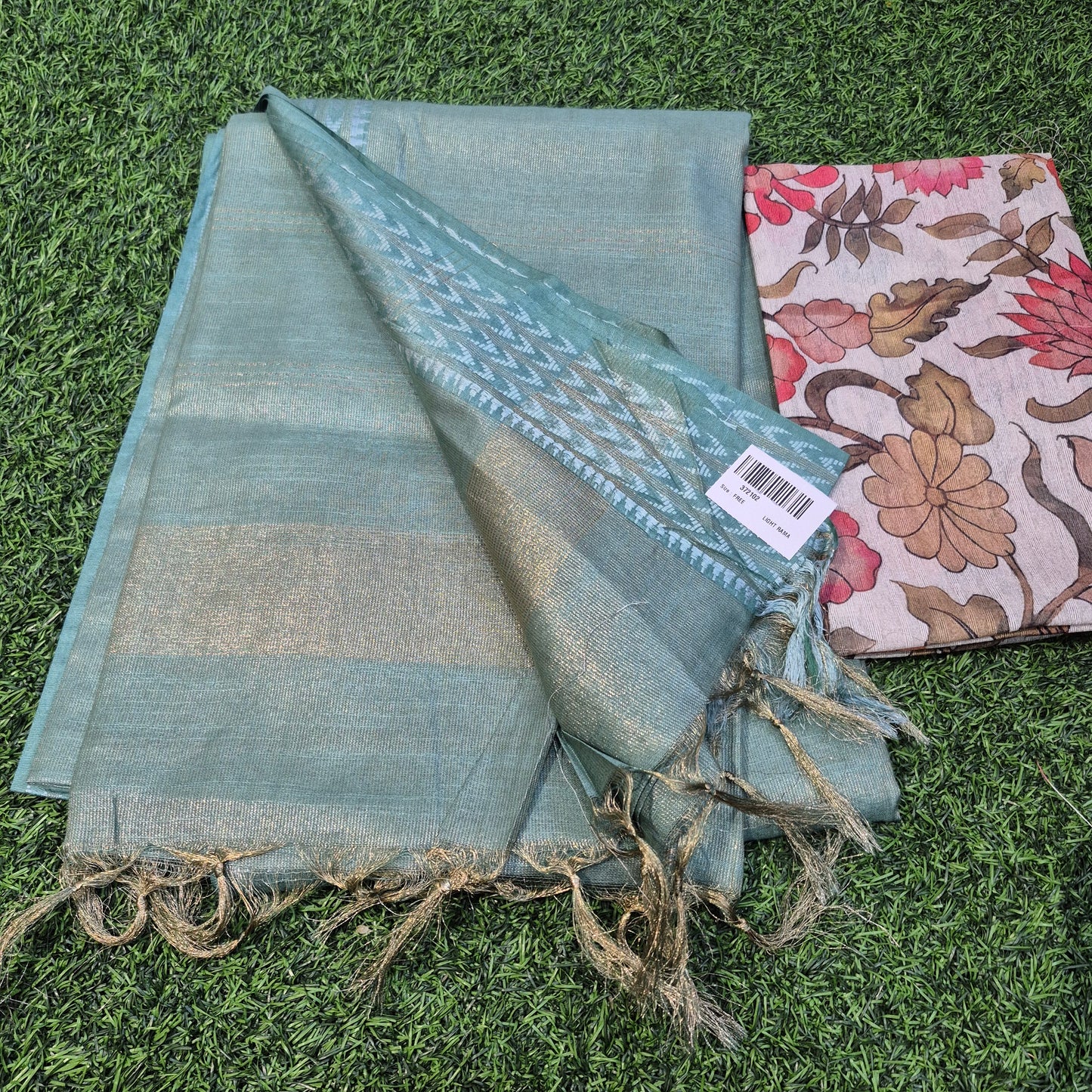 Pastel Lenin Silk sarees paired with tussar silk blouse