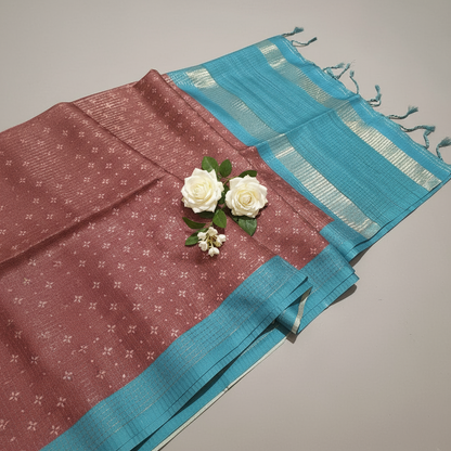 Elegant Premium Tussar Silk with Vintage Checks along with Beautiful Kalamkari blouse