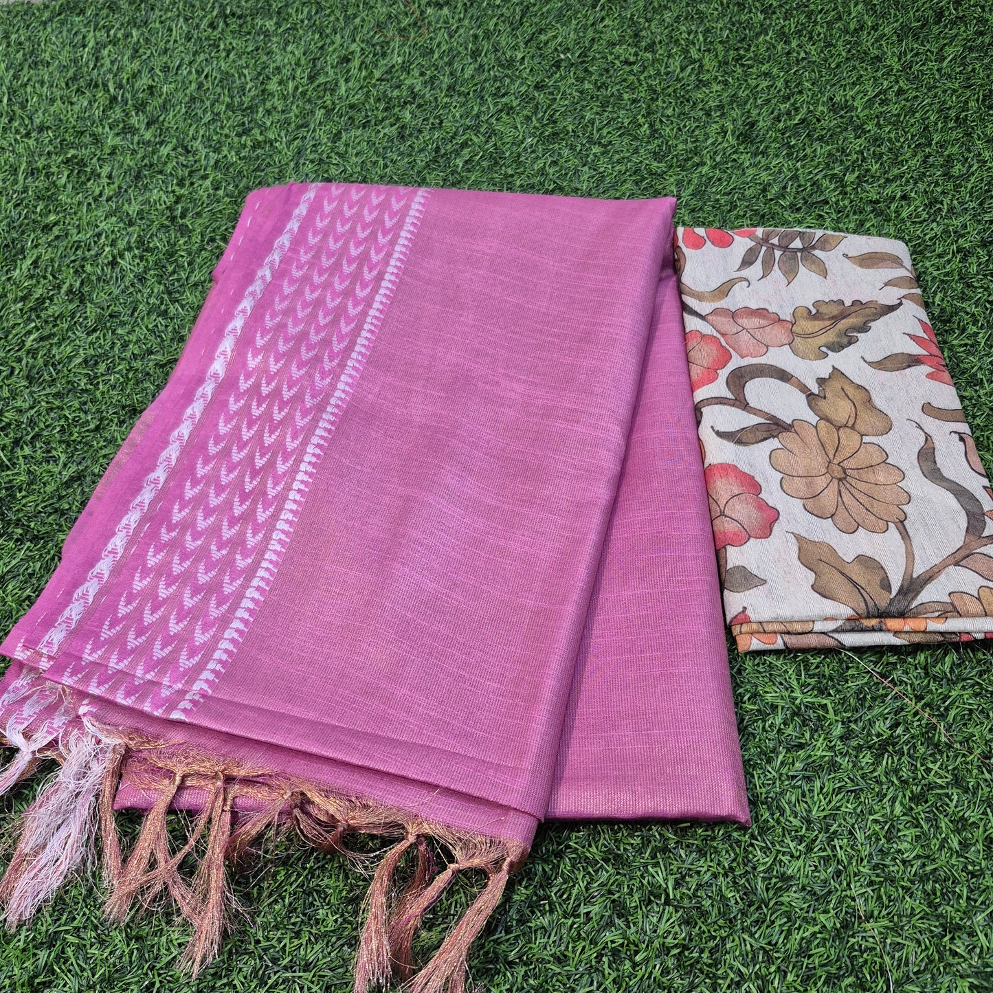Pastel Lenin Silk sarees paired with tussar silk blouse